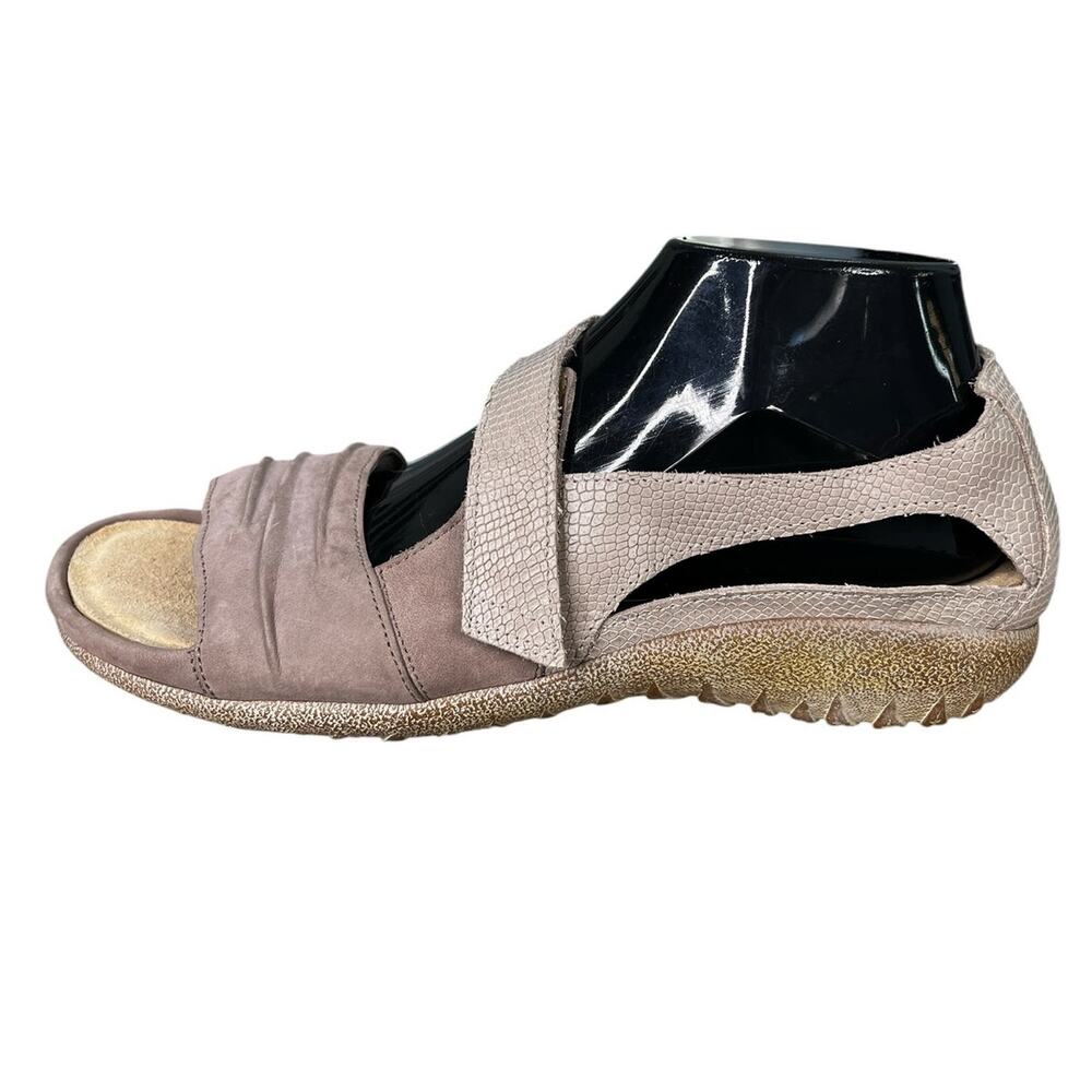 NAOT Women’s Papaki Beige Leather Sandals Size 41 US 10 - Picture 2 of 10